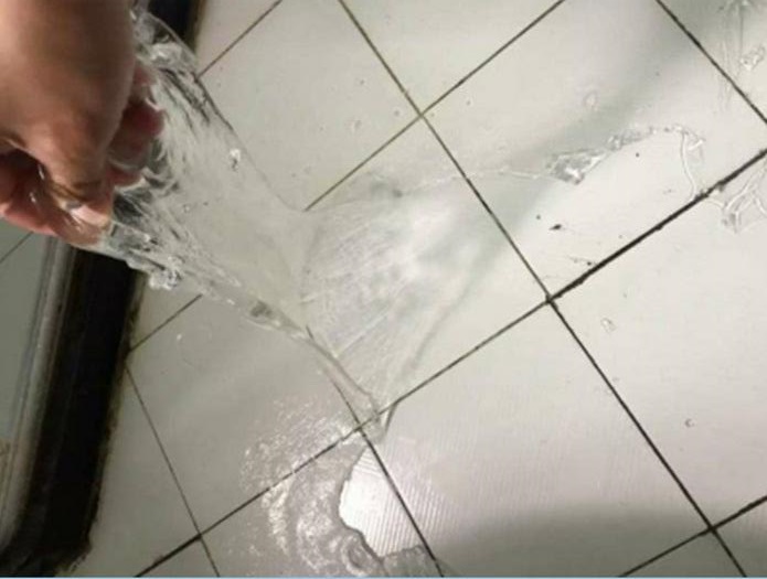 衛(wèi)生間漏水無須砸磚，小編教你這樣做
